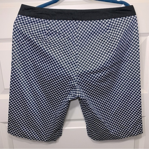 Sandro Costal Navy Blue Bermuda White Novelties Prints Comfy Stretch Shorts 10 - Picture 3 of 9
